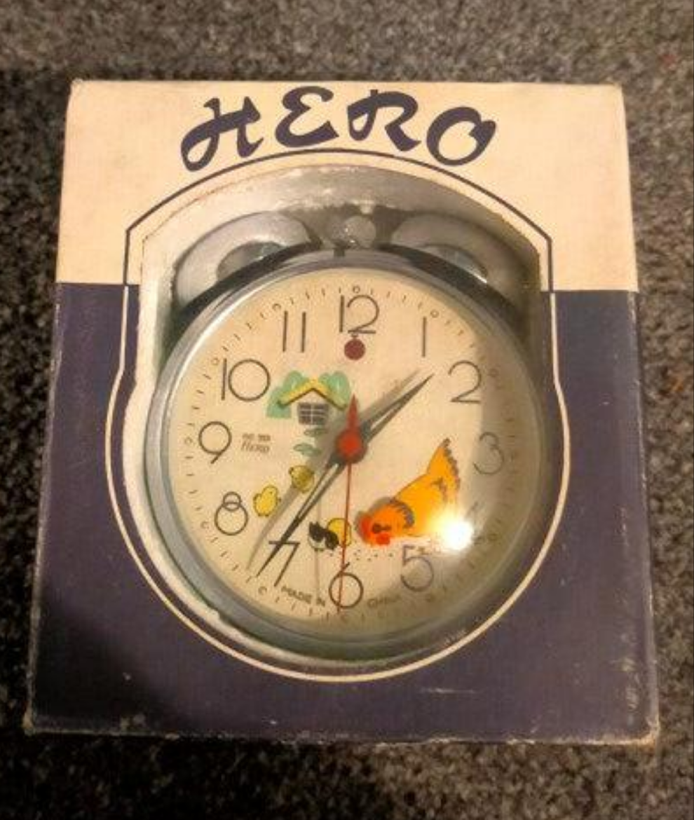 vintage HERO wind up alarm clock